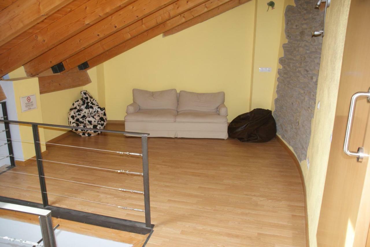 Refugi Casa Canelo Rodes Zewnętrze zdjęcie